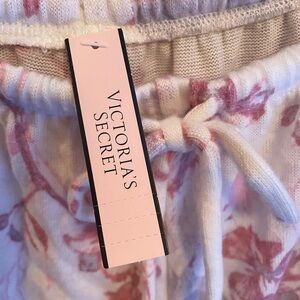 Victoria’s Secret Two Piece Pajama Set. Medium. New With Tags
